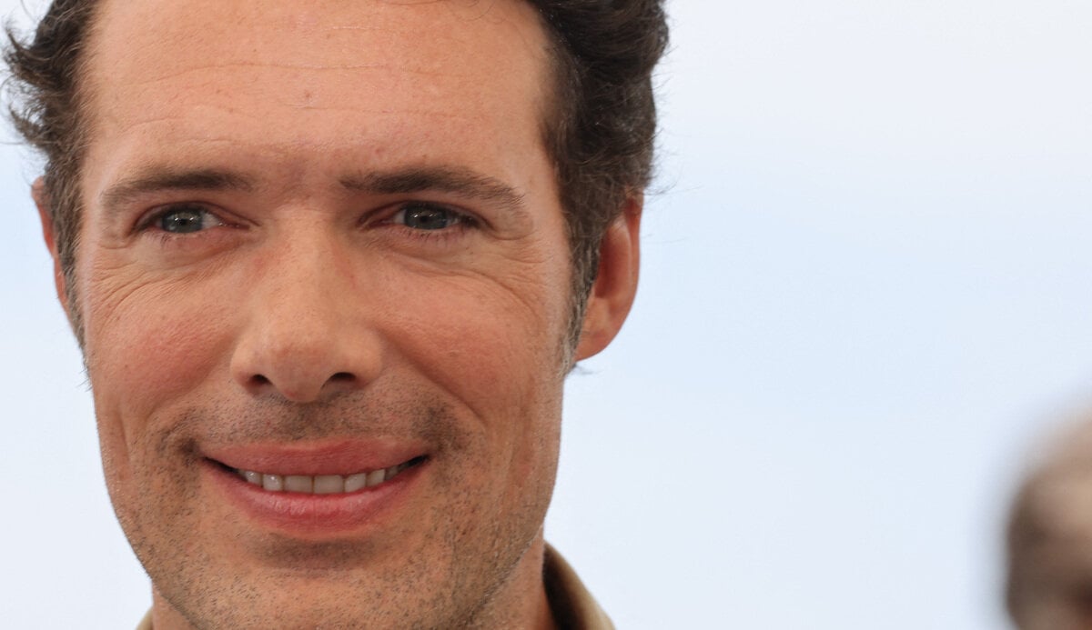 Nicolas Bedos jugé pour agressions et harcèlement sexuels : une affaire qui secoue le cinéma français